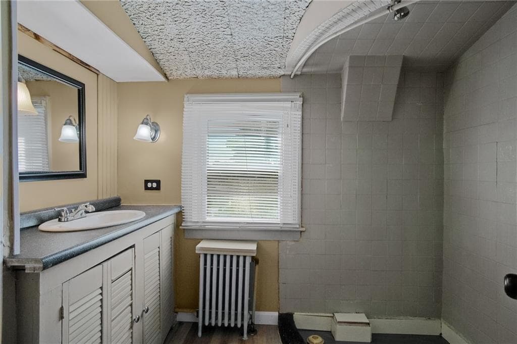 Multi Family at 17 Padelford Avenue, East Providence, photo 26 of 28