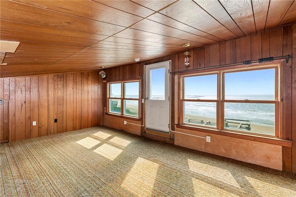 Single Family Residence at 1127 Succotash Road, Narragansett, photo 16 of 38