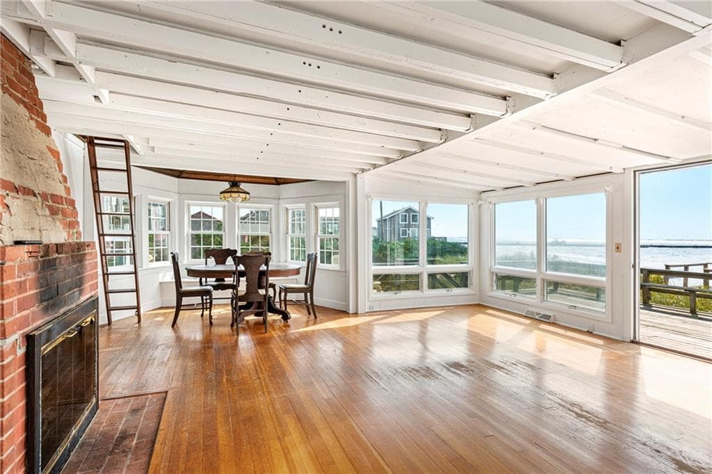Single Family Residence at 1127 Succotash Road, Narragansett, photo 9 of 38