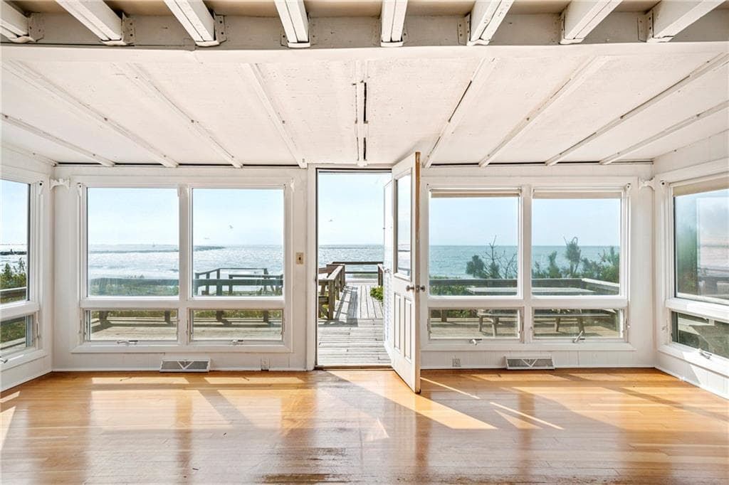 Single Family Residence at 1127 Succotash Road, Narragansett, photo 10 of 38