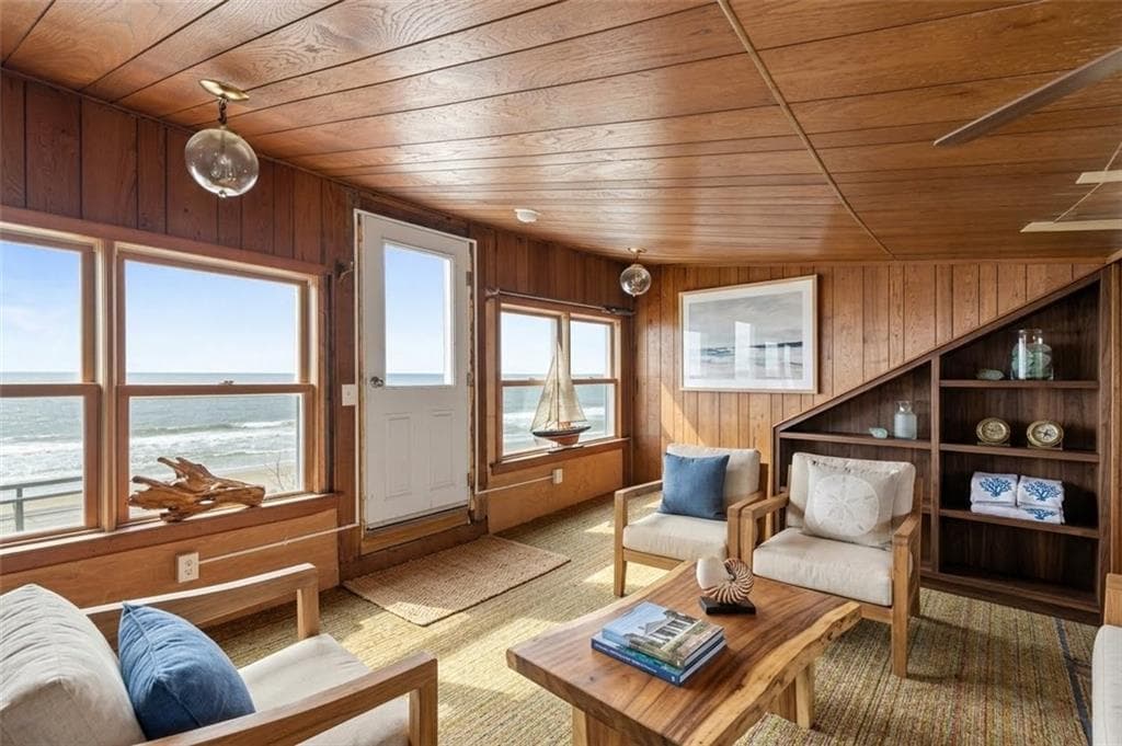 Single Family Residence at 1127 Succotash Road, Narragansett, photo 14 of 38