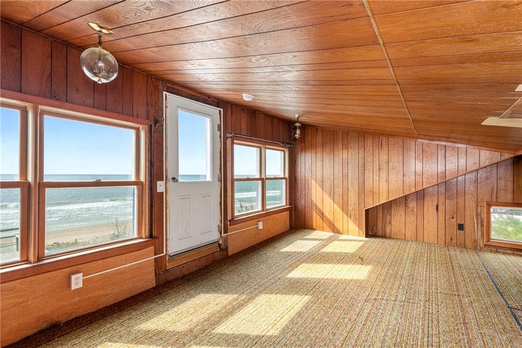Single Family Residence at 1127 Succotash Road, Narragansett, photo 15 of 38