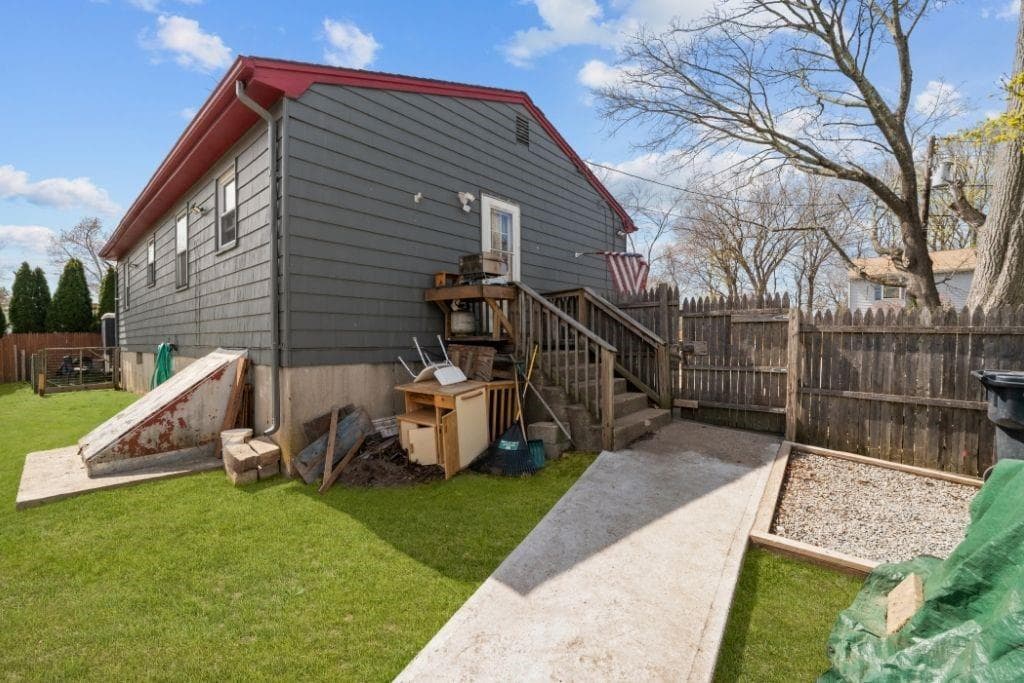 Single Family Residence at Warwick, photo 25 of 26