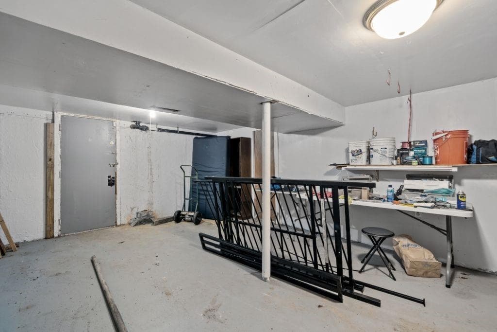 Single Family Residence at Warwick, photo 21 of 26