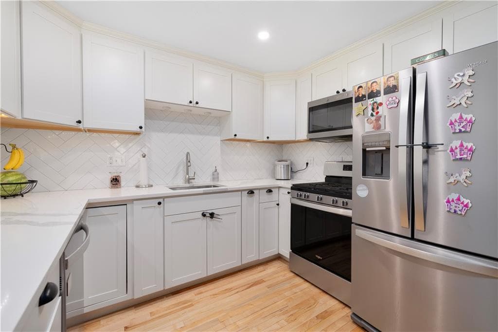 Condominium at 17 cork Circle UNIT B, Millville, photo 11 of 36