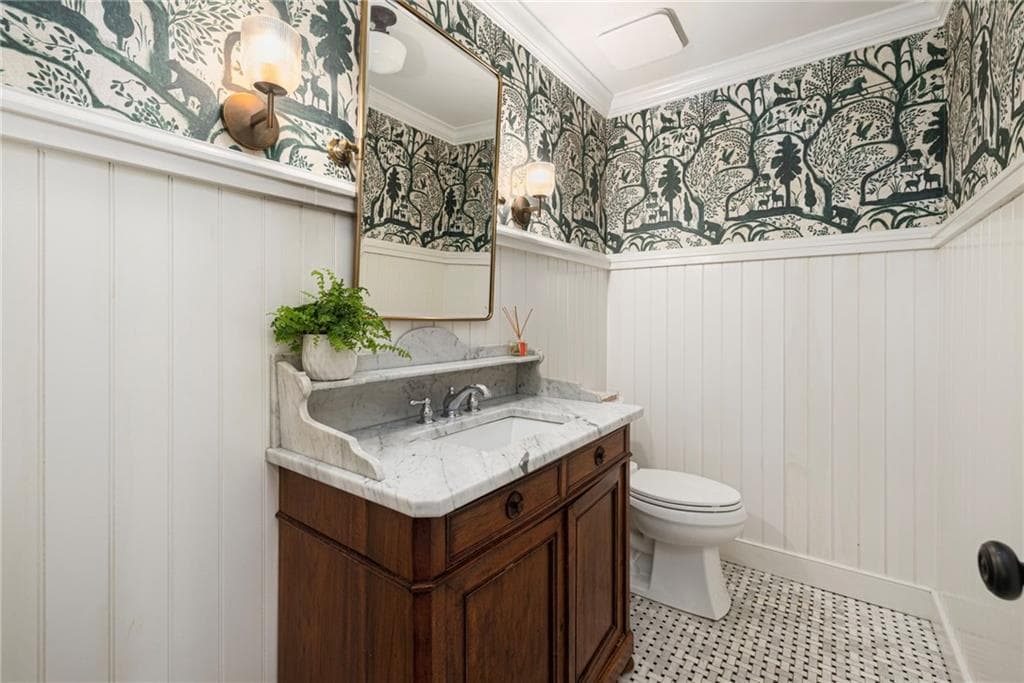Single Family Residence at 77 Mockingbird Lane, South Kingstown, photo 18 of 44