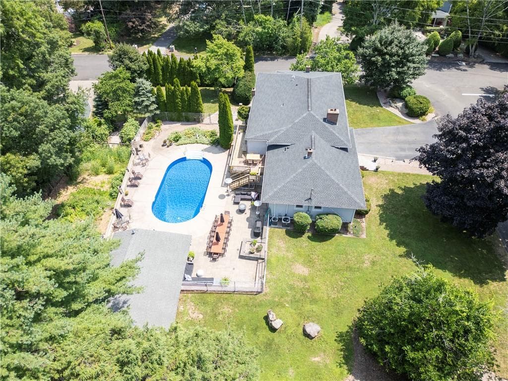 Single Family Residence at 10 Sesame Street, Westerly, photo 8 of 45