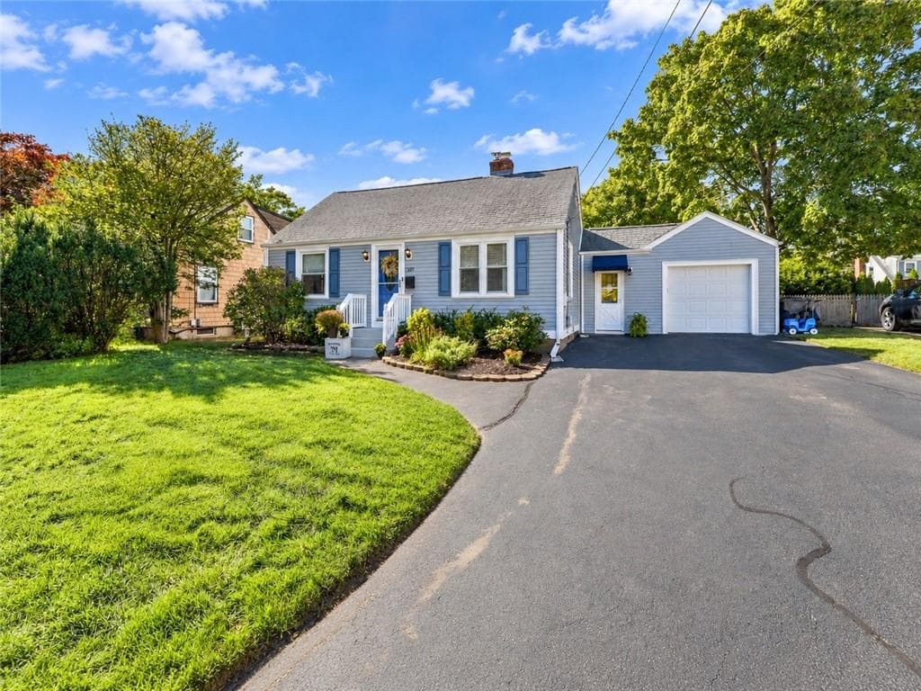 Single Family Residence at 329 Maple Street, Warwick, photo 32 of 32