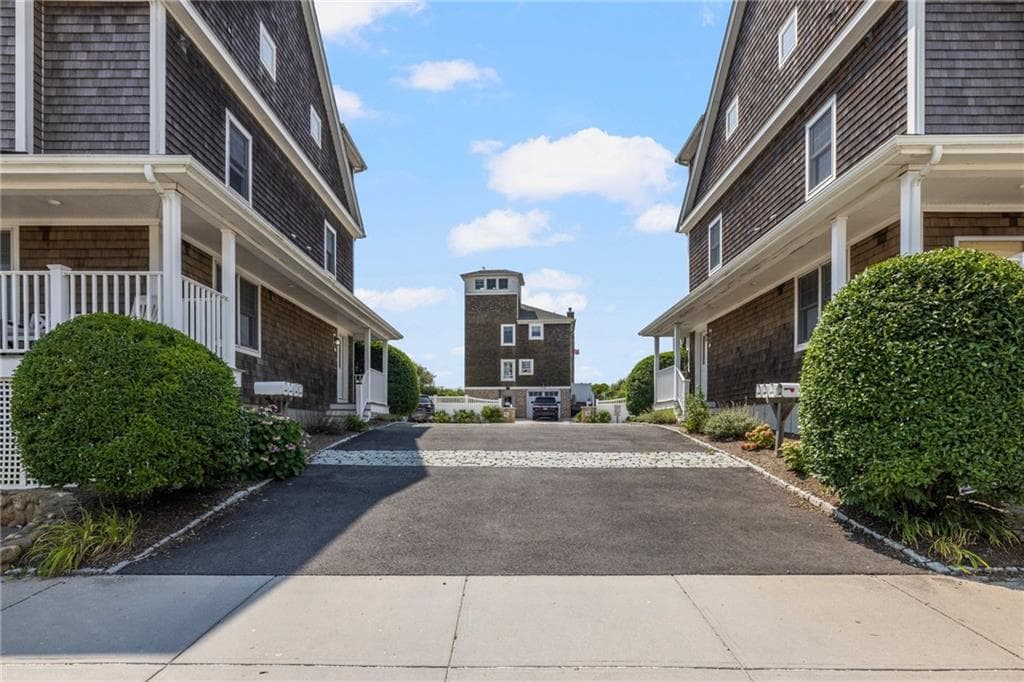 Condominium at 232 Sand Hill Cove Road UNIT D, Narragansett, photo 6 of 47