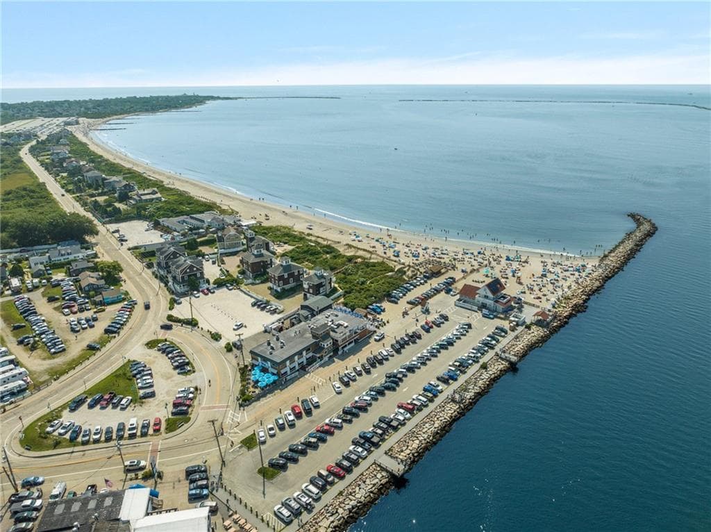 Condominium at 232 Sand Hill Cove Road UNIT D, Narragansett, photo 43 of 47