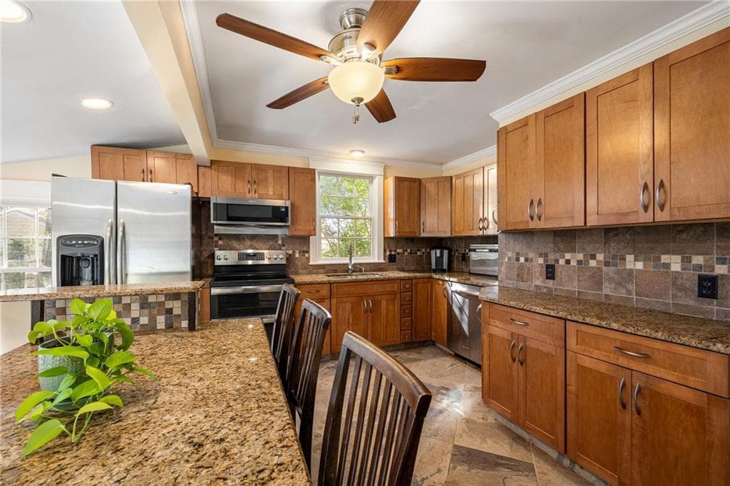 Single Family Residence at 46 Channing Road, Narragansett, photo 12 of 50