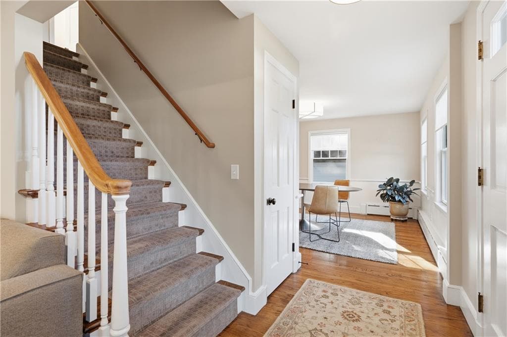 Single Family Residence at 6 Newell Drive, Cumberland, photo 22 of 45