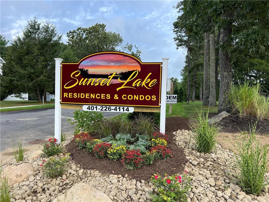 Single Family Residence at 87 Sunset Lake Circle Circle, Coventry, photo 17 of 17