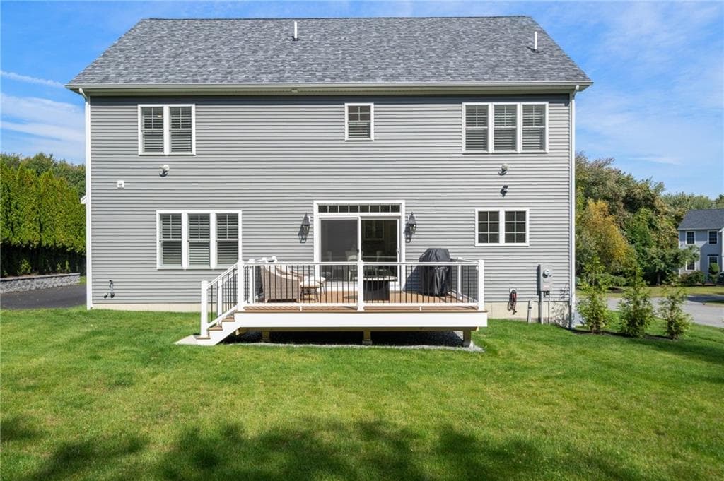 Single Family Residence at 118 Cardinal Road, Cranston, photo 41 of 46