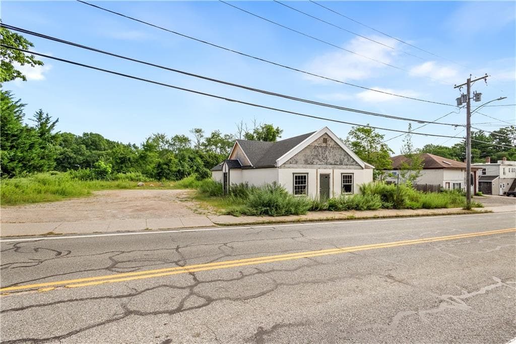 Commercial at 14 Spring Street, Hopkinton, photo 19 of 29