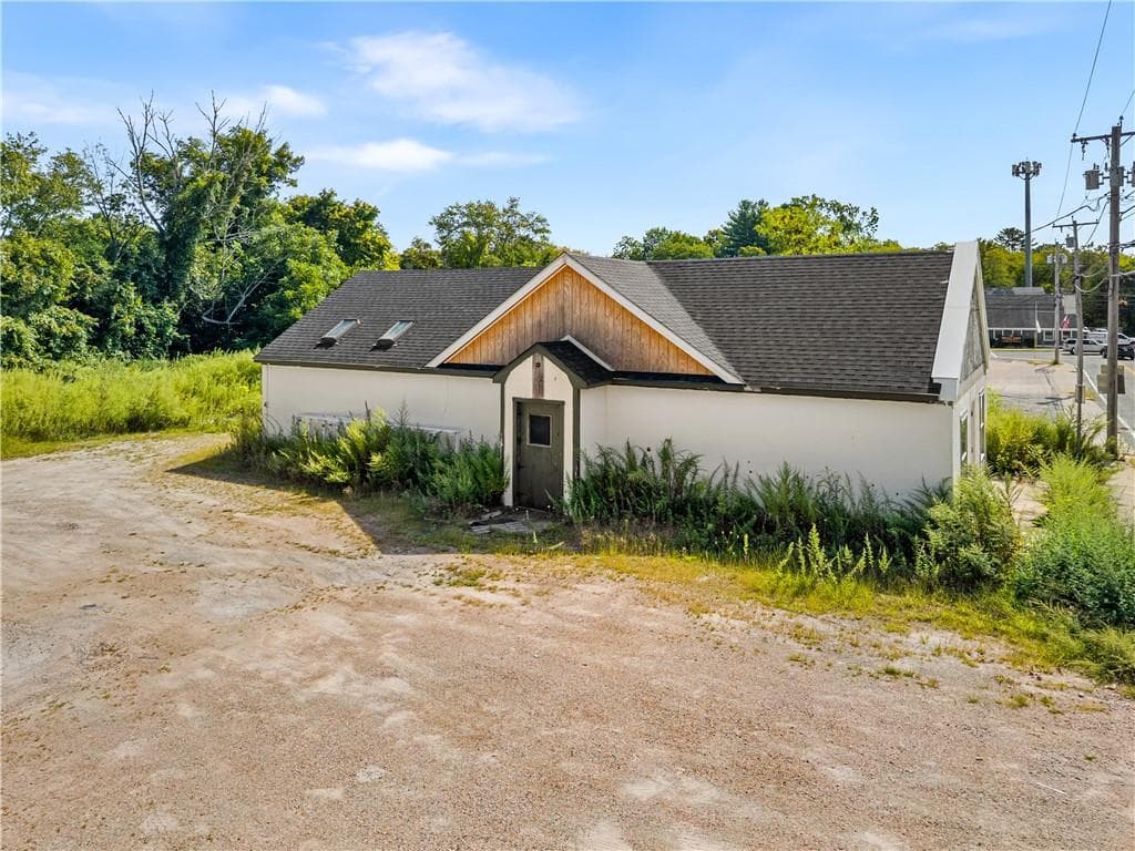 Commercial at 14 Spring Street, Hopkinton, photo 4 of 29