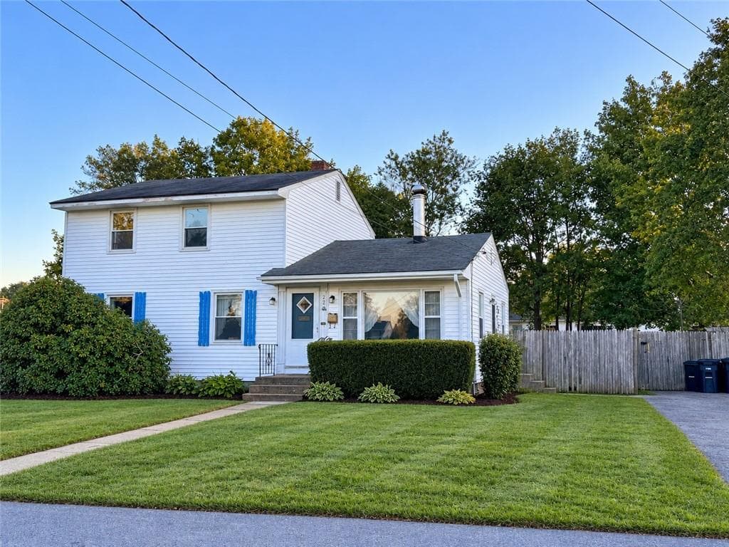 22 Lorraine Avenue