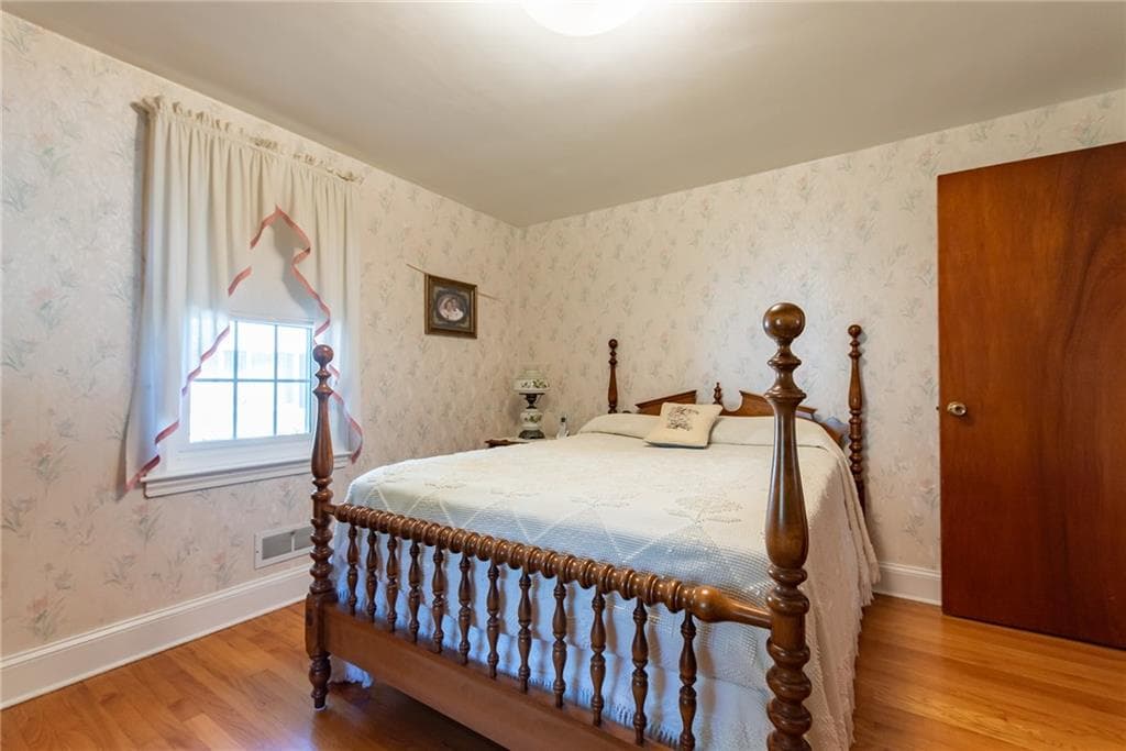 Single Family Residence at 23 Scotland Road, Cranston, photo 13 of 34