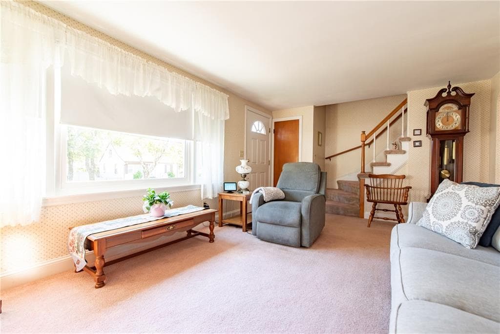 Single Family Residence at 23 Scotland Road, Cranston, photo 11 of 34