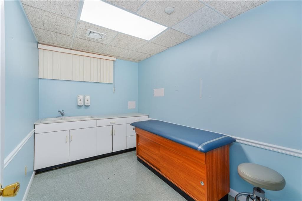 Commercial at 1050 Warwick Avenue, Warwick, photo 6 of 49
