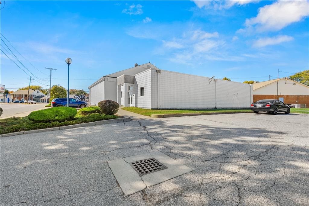 Commercial at 1050 Warwick Avenue, Warwick, photo 3 of 49