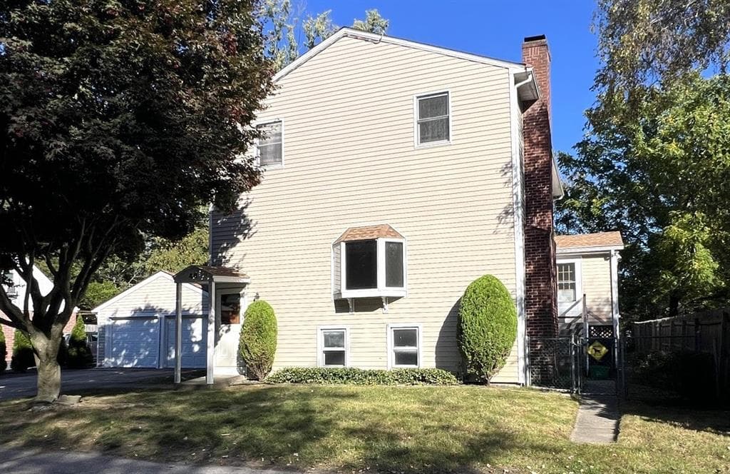 46 Errol Street