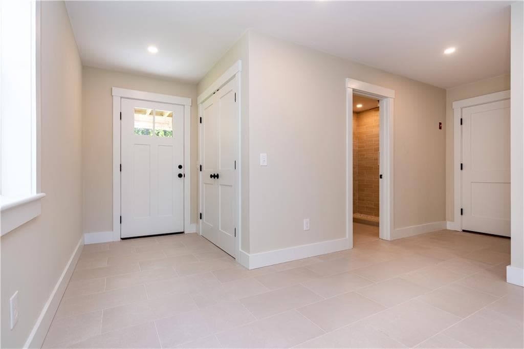 Single Family Residence at 216 South Pier Road, Narragansett, photo 19 of 50