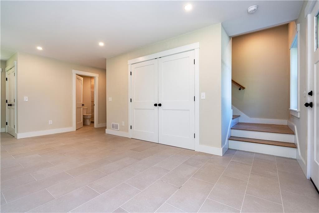 Single Family Residence at 216 South Pier Road, Narragansett, photo 21 of 50