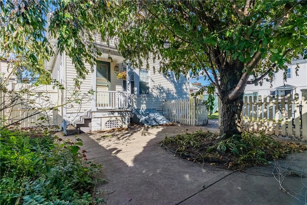 Single Family Residence at 79 Carter Avenue, Pawtucket, photo 36 of 42