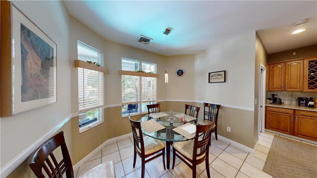 Single Family Residence at 28 Capri Drive, Johnston, photo 16 of 44