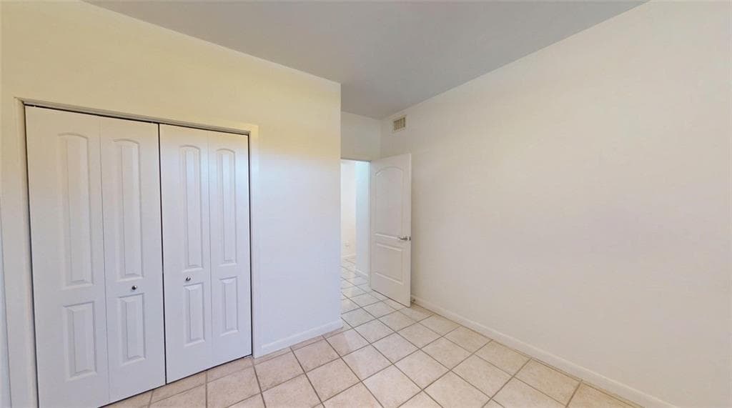Single Family Residence at 28 Capri Drive, Johnston, photo 20 of 44