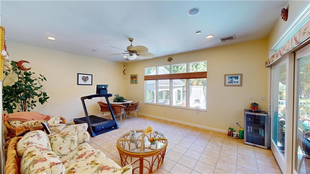 Single Family Residence at 28 Capri Drive, Johnston, photo 9 of 44