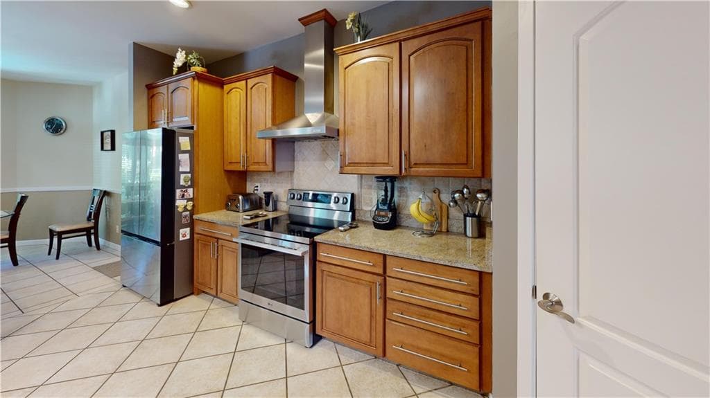 Single Family Residence at 28 Capri Drive, Johnston, photo 15 of 44
