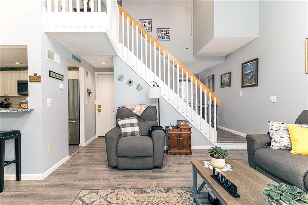 Condominium at 18 Acorn Court UNIT F2, South Kingstown, photo 10 of 33