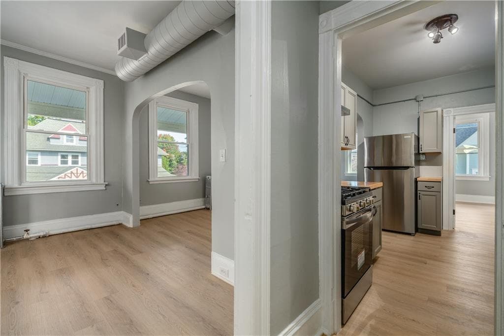 Condominium at 58 Columbia Avenue UNIT 2, Cranston, photo 6 of 22