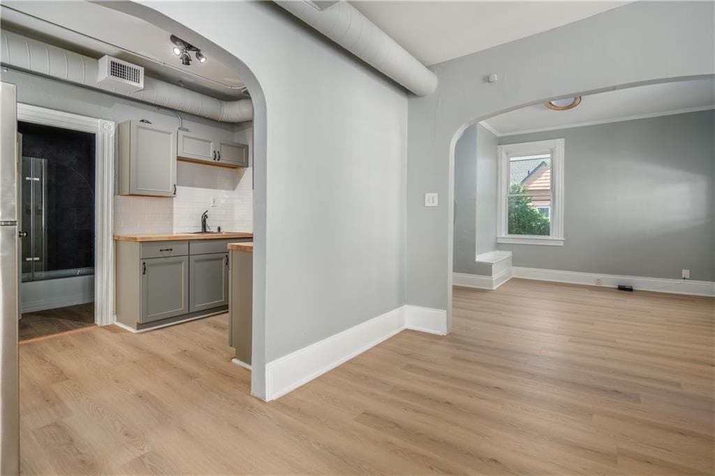 Condominium at 58 Columbia Avenue UNIT 2, Cranston, photo 13 of 22