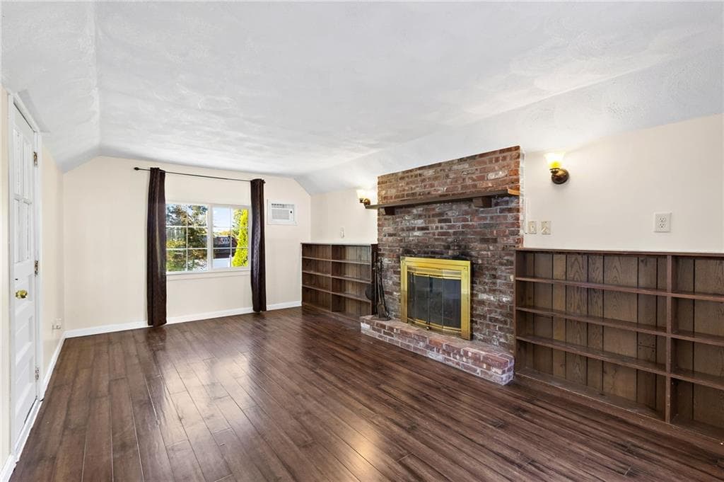 Single Family Residence at 706 High Street, Cumberland, photo 20 of 34