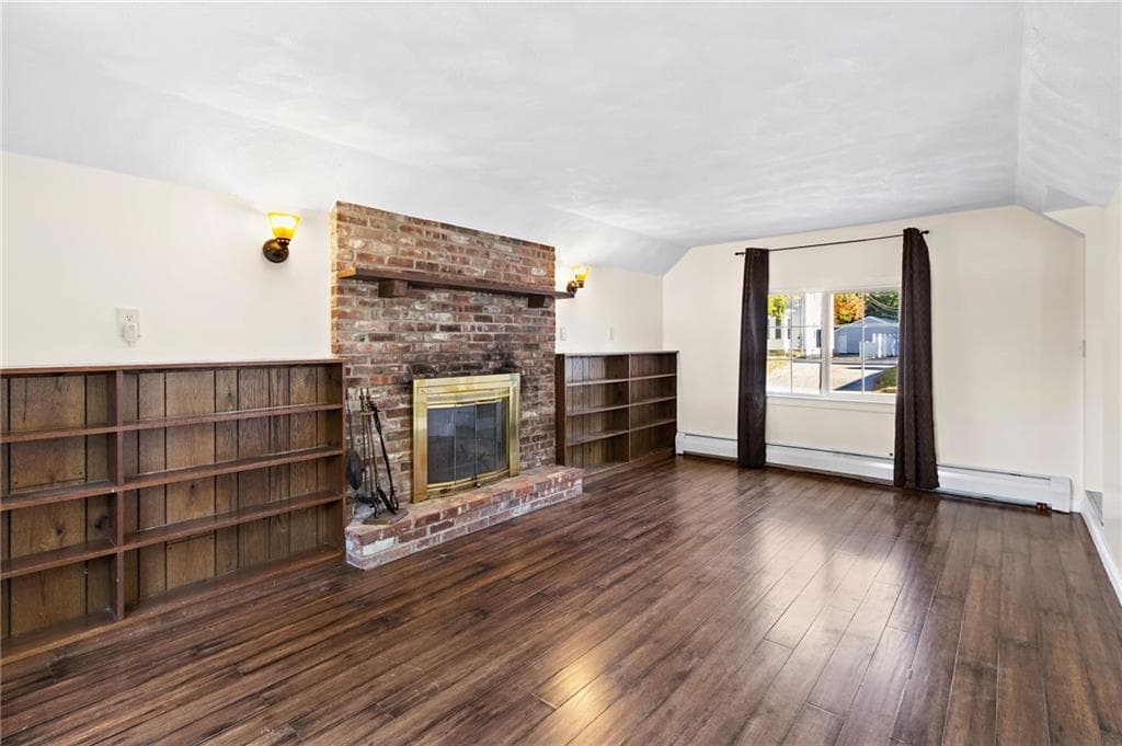 Single Family Residence at 706 High Street, Cumberland, photo 21 of 34
