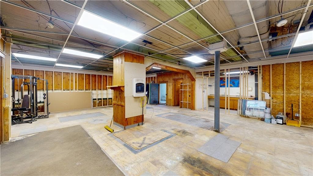 Multi Family at 274 High Street, Woonsocket, photo 27 of 39