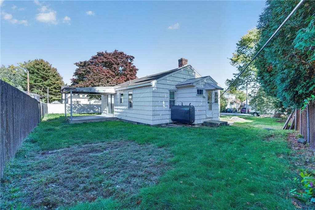 Single Family Residence at 7 BELVEDERE Street, Johnston, photo 7 of 29