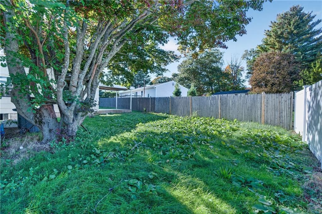 Single Family Residence at 7 BELVEDERE Street, Johnston, photo 10 of 29