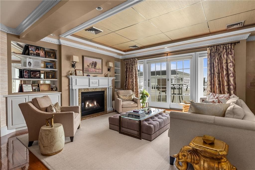 Condominium at 26 Brown and Howard Wharf UNIT 206, Newport, photo 8 of 45