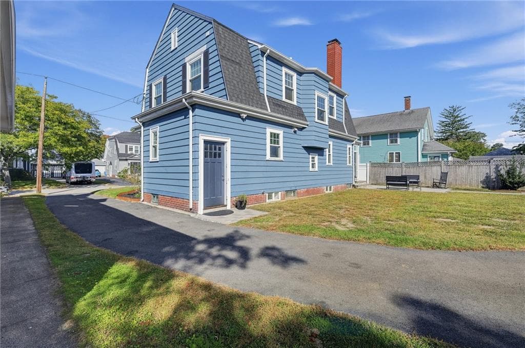 Single Family Residence at 28 Moorland Avenue, Cranston, photo 3 of 44