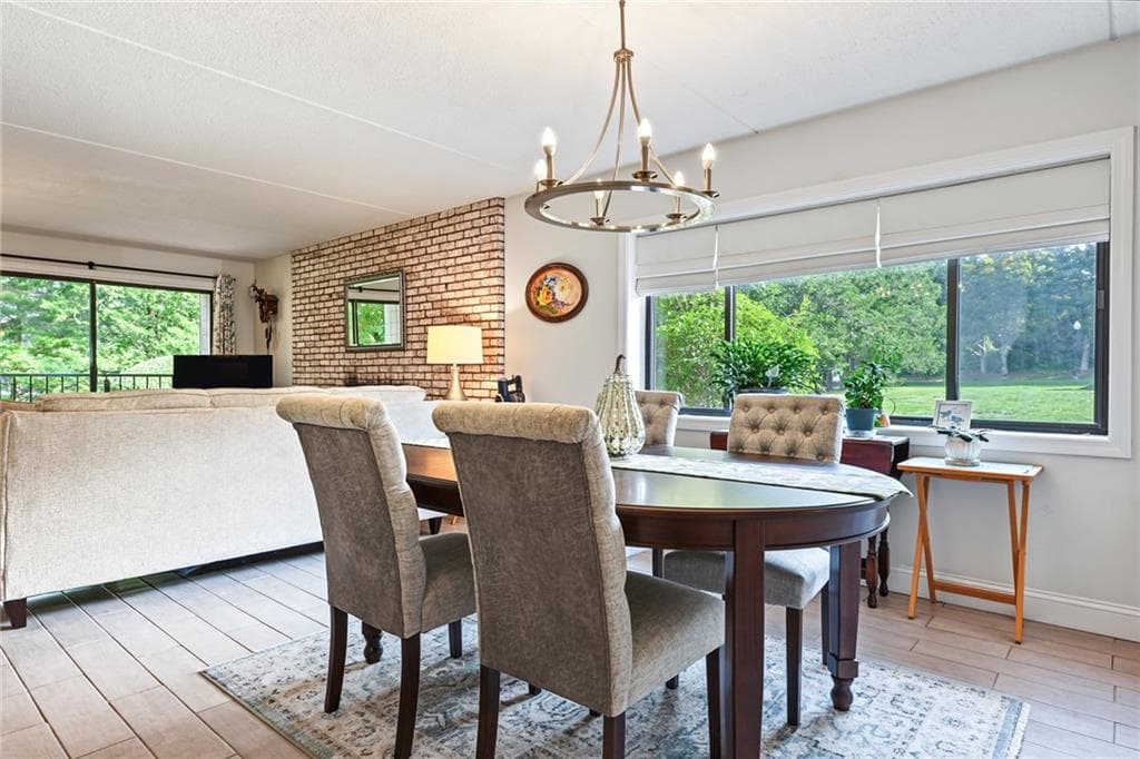 Condominium at 650 East Greenwich Avenue UNIT 2-111, West Warwick, photo 6 of 30