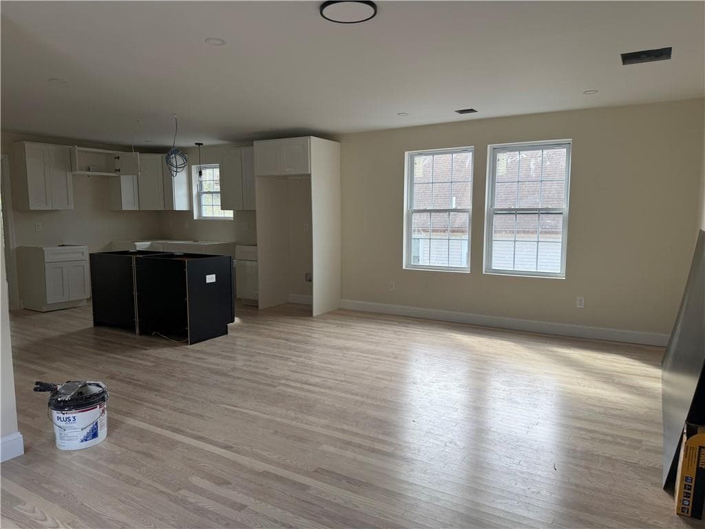 Multi Family at 352 Willard Avenue, Providence, photo 9 of 16