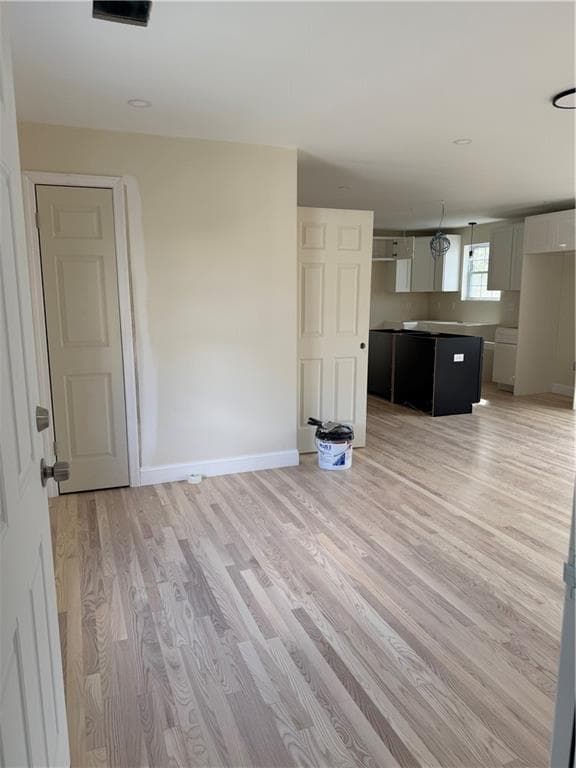 Multi Family at 352 Willard Avenue, Providence, photo 10 of 16