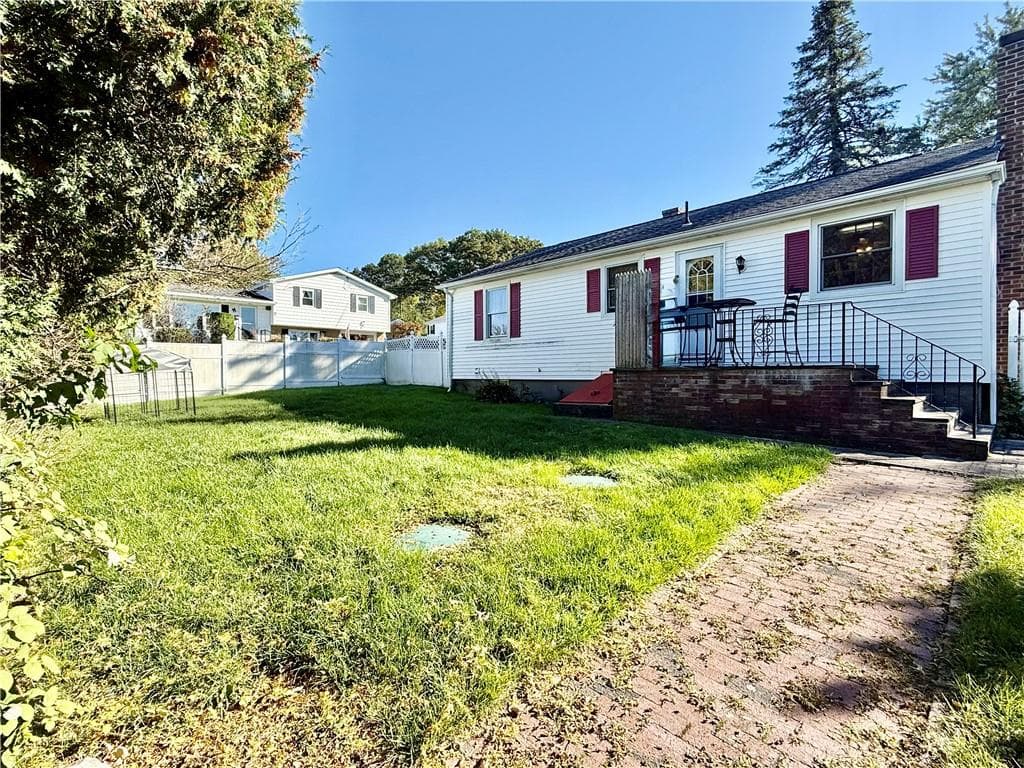 Single Family Residence at 52 Grinnell Avenue, Tiverton, photo 33 of 36