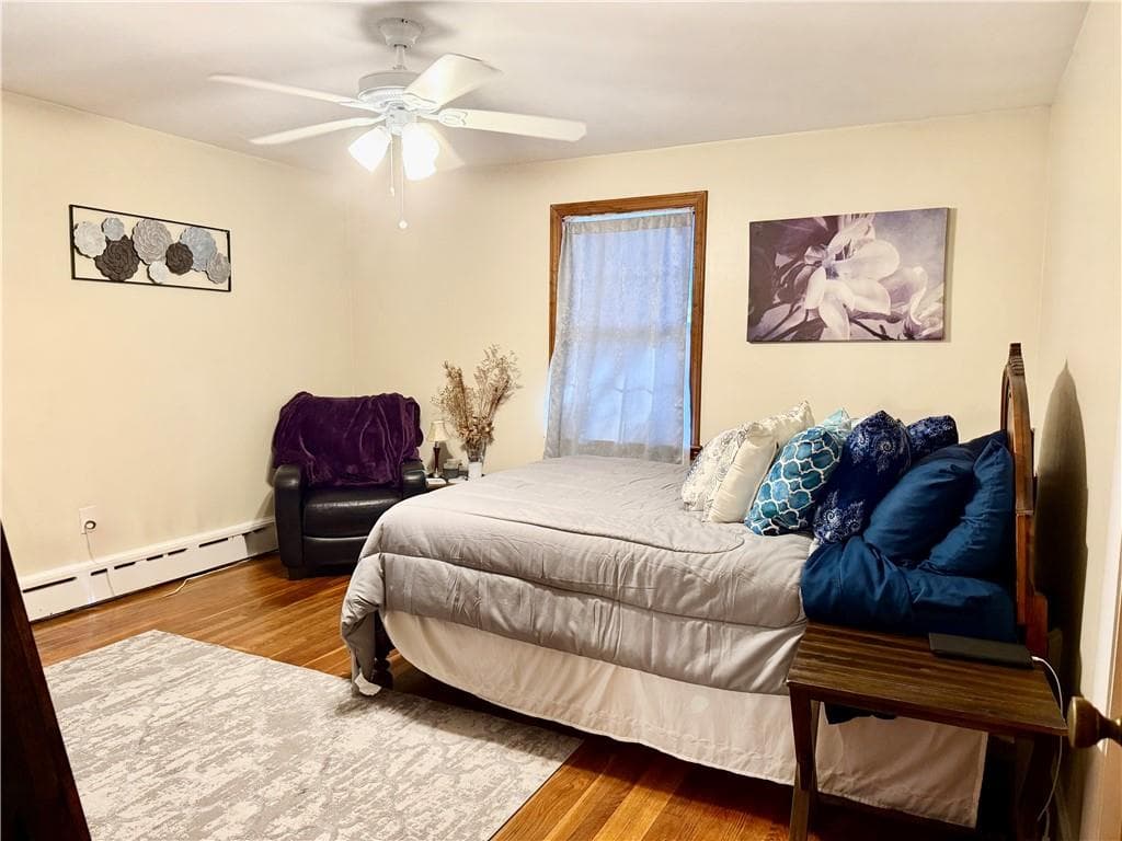 Single Family Residence at 52 Grinnell Avenue, Tiverton, photo 19 of 36