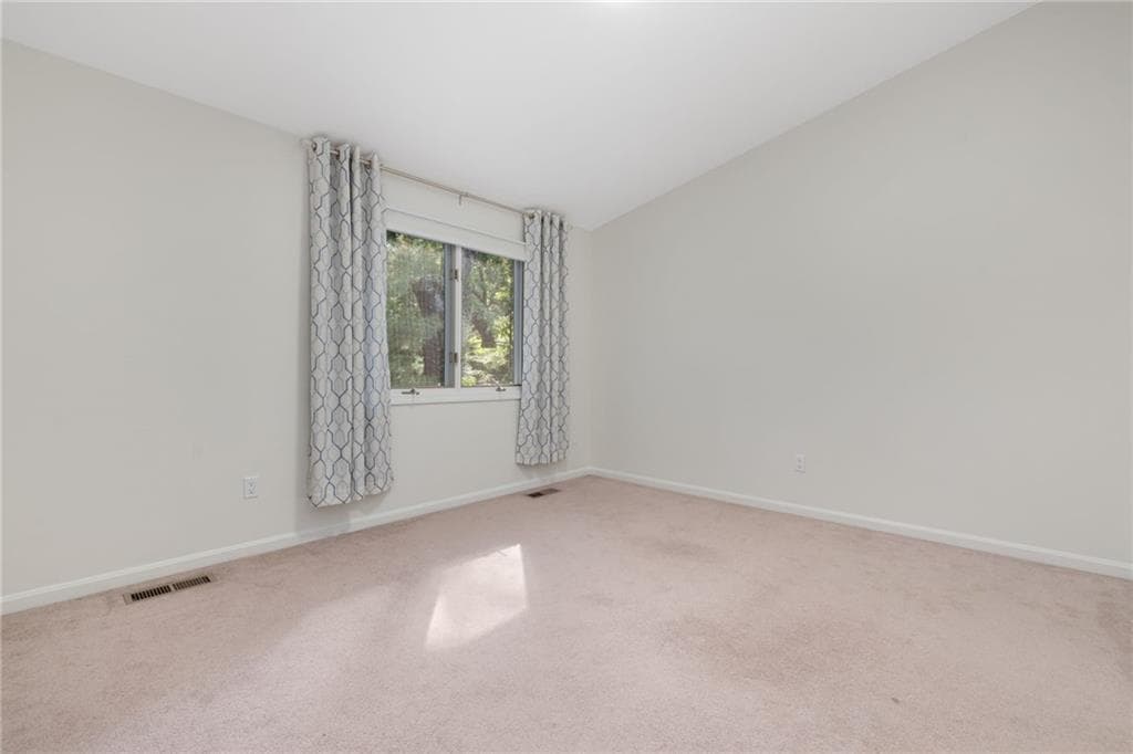 Condominium at 203 Dean Ridge Court, Cranston, photo 27 of 36