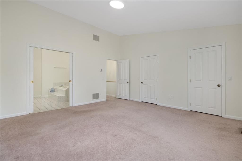 Condominium at 203 Dean Ridge Court, Cranston, photo 22 of 36
